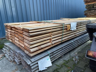 Ca. 78x Douglas wisselsponning/halfhoutsrabat, 18x190mm, lengte 400cm